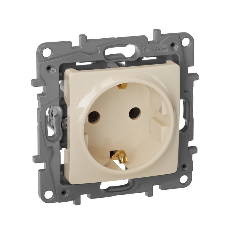 Legrand Etika Слоновая кость Розетка электрическая Legrand Etika слоновая кость с/з, винт. клем. 672321