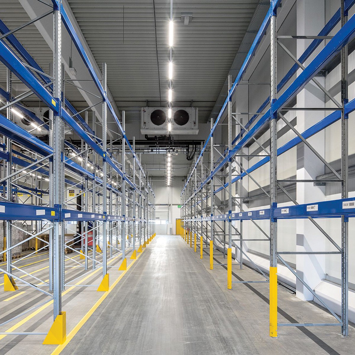 T8/G13 Лампа светодиодная Feron LB-215 G13 36W 6400K 51077 